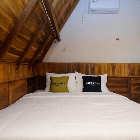 Urbanview Villa Lukulo Kebumen By Reddoorz Экстерьер фото