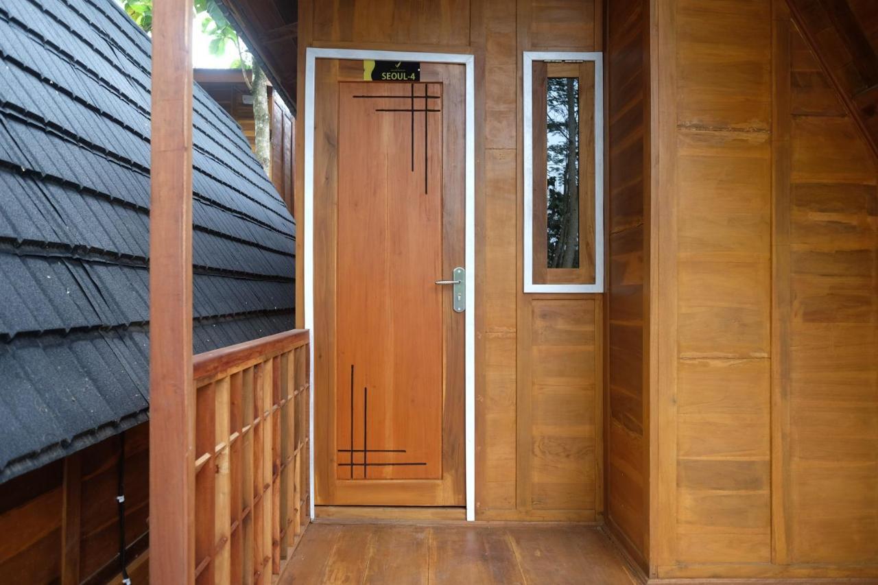 Urbanview Villa Lukulo Kebumen By Reddoorz Экстерьер фото